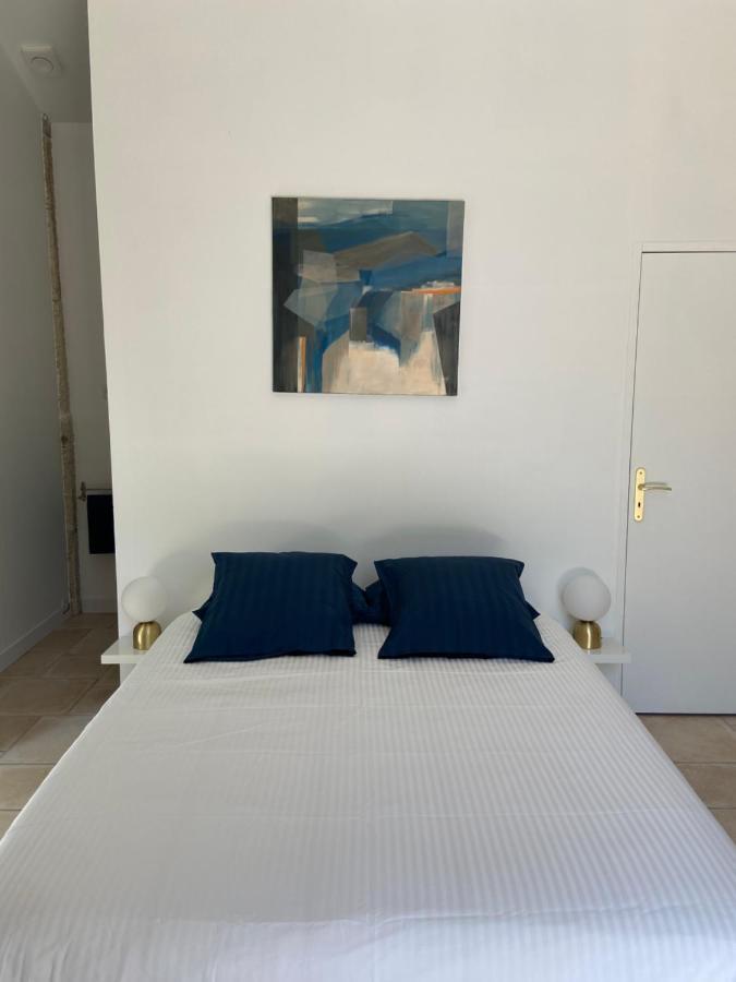 Jas De Berrias Chambre D'Hote Exterior photo