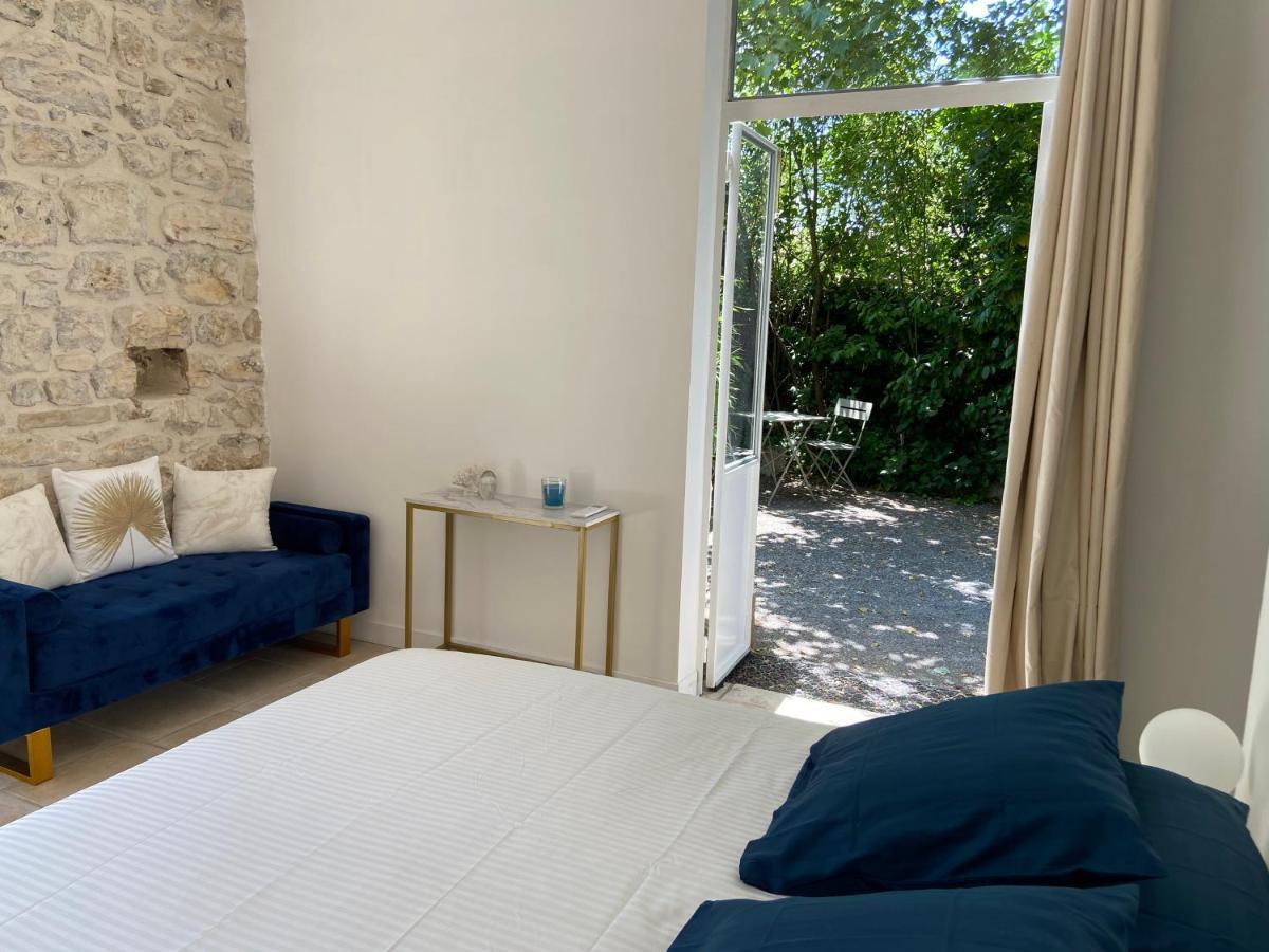 Jas De Berrias Chambre D'Hote Exterior photo